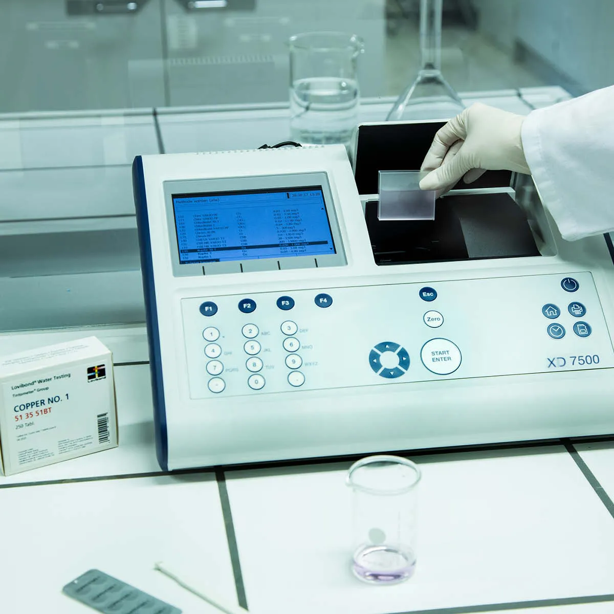 Spectrophotometer